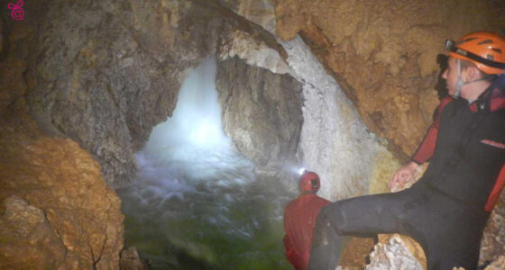 barlangászás